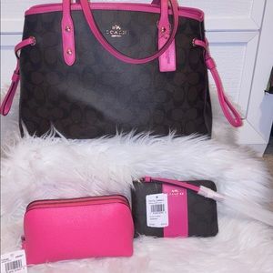 Coach Carryall Purse (GENTLY USED) and Coach wallet + Cosmetic bag NEW!